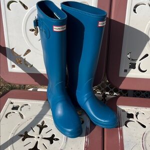 Hunter Vibrant Blue Waterproof Boots